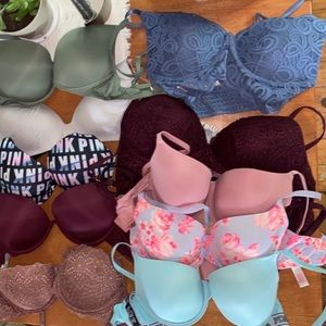 Victoria’s Secret/PINK 34c BRAS